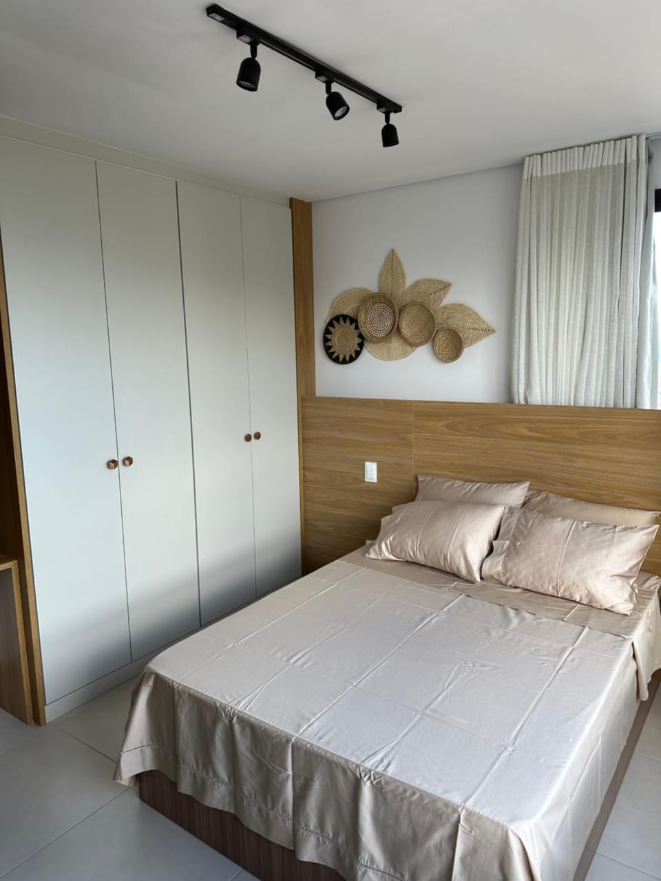 Bed, Photo of the whole room, Bedroom, wardrobe