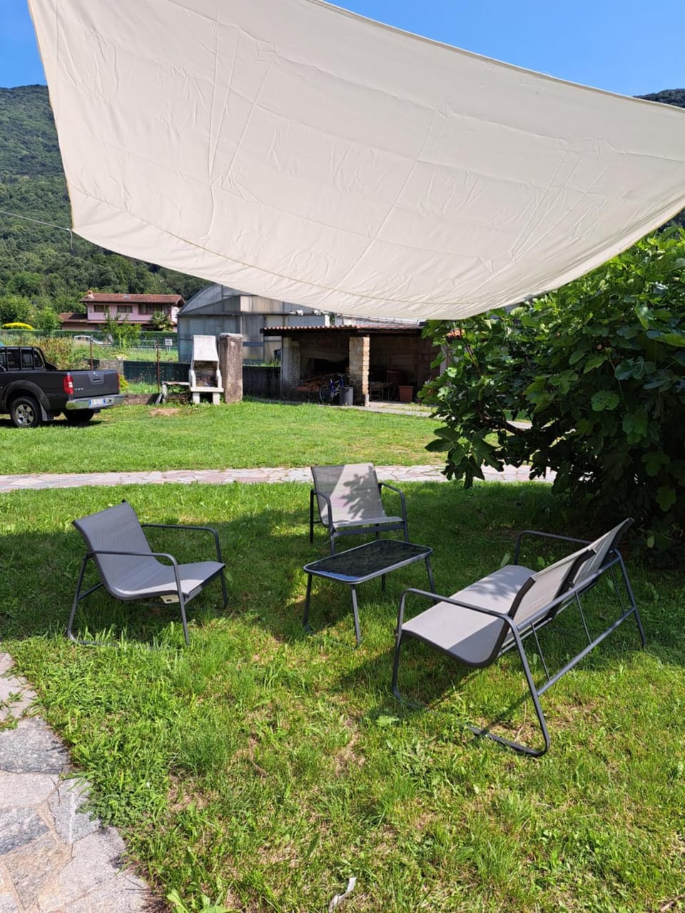 Appartamento giardino Apartment in Province of Lecco