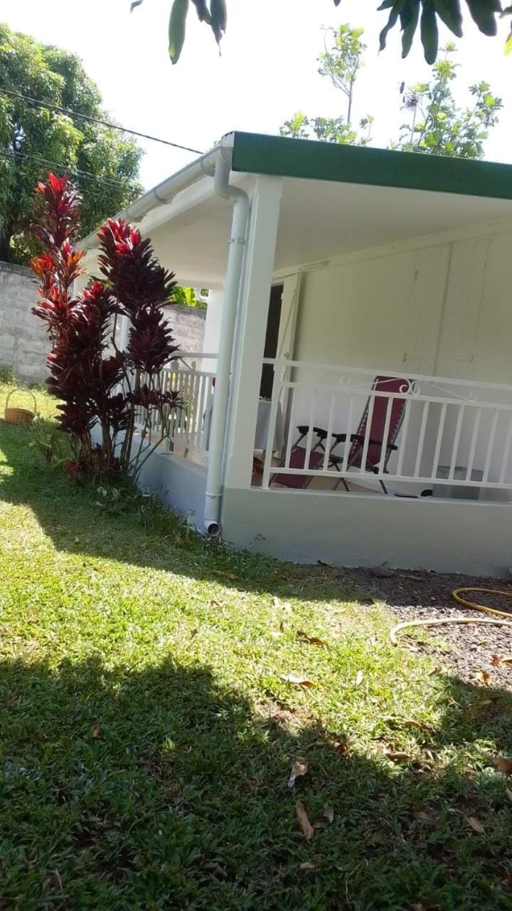 Maison verte House in Leeward Islands