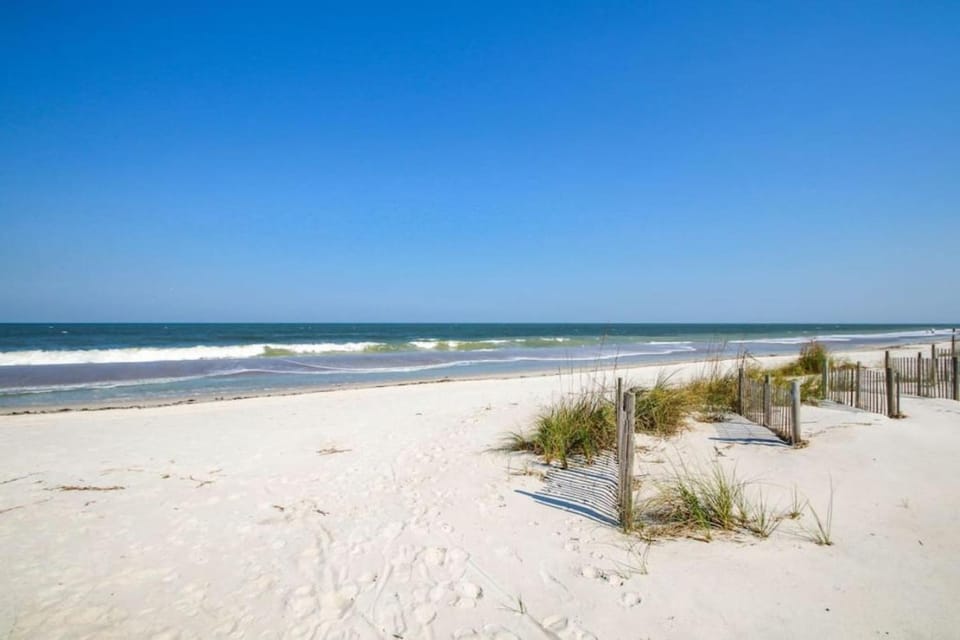 Upscale Oceanfront at AIP Resort Apartment in Amelia Island