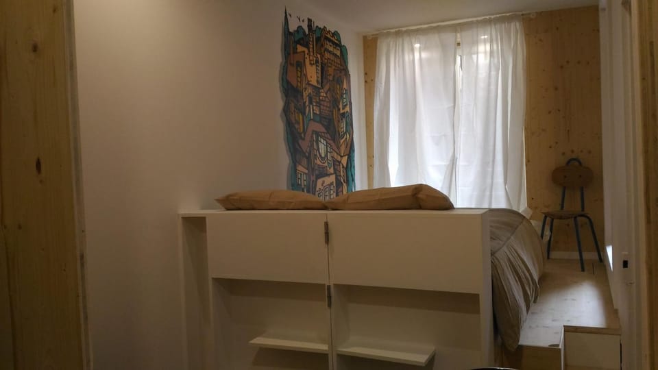Lons appartement T1 centre ville Apartment in Jura