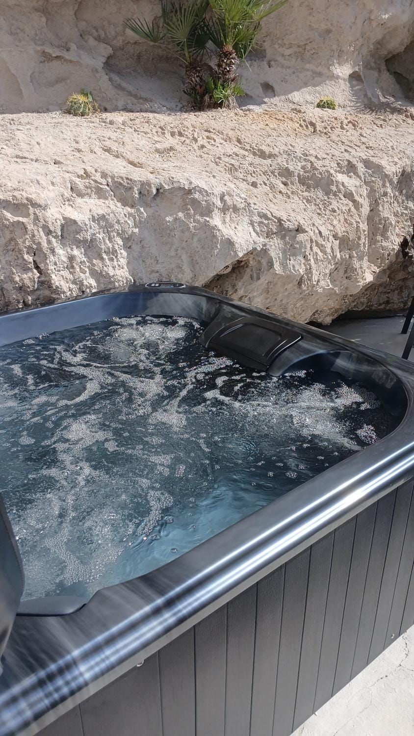 Day, Natural landscape, Hot Tub, Pool view