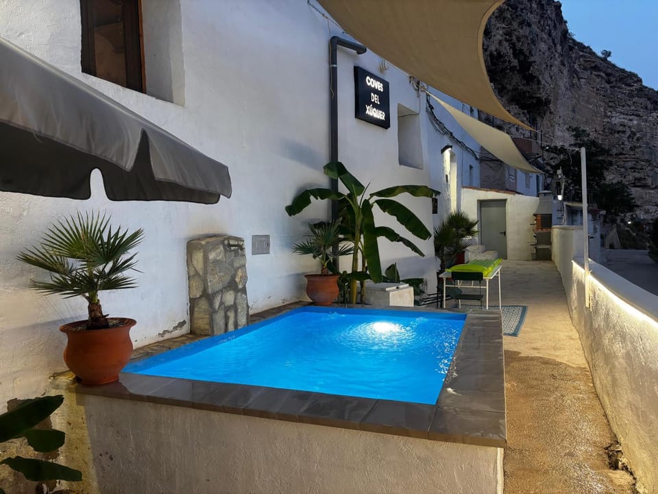 Patio, Natural landscape, Mountain view, Pool view, Swimming pool