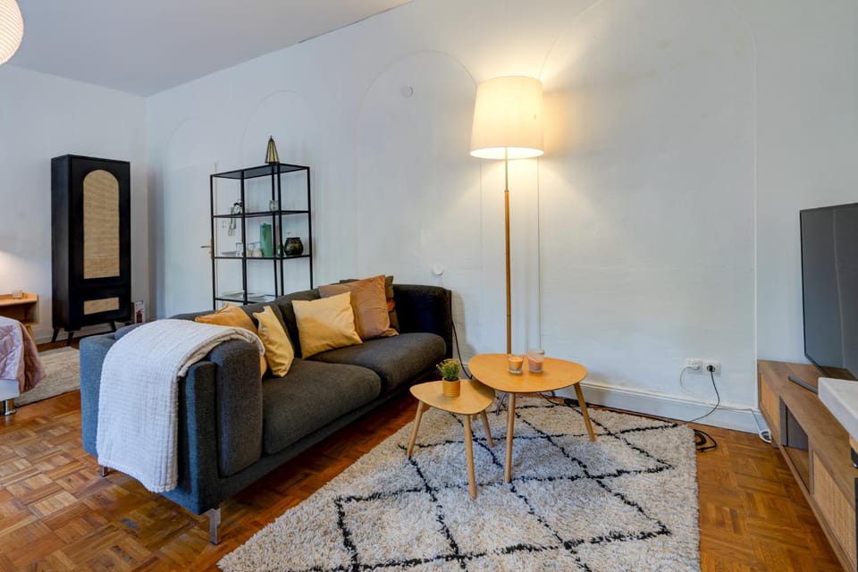 TV and multimedia, Living room, Photo of the whole room, Seating area