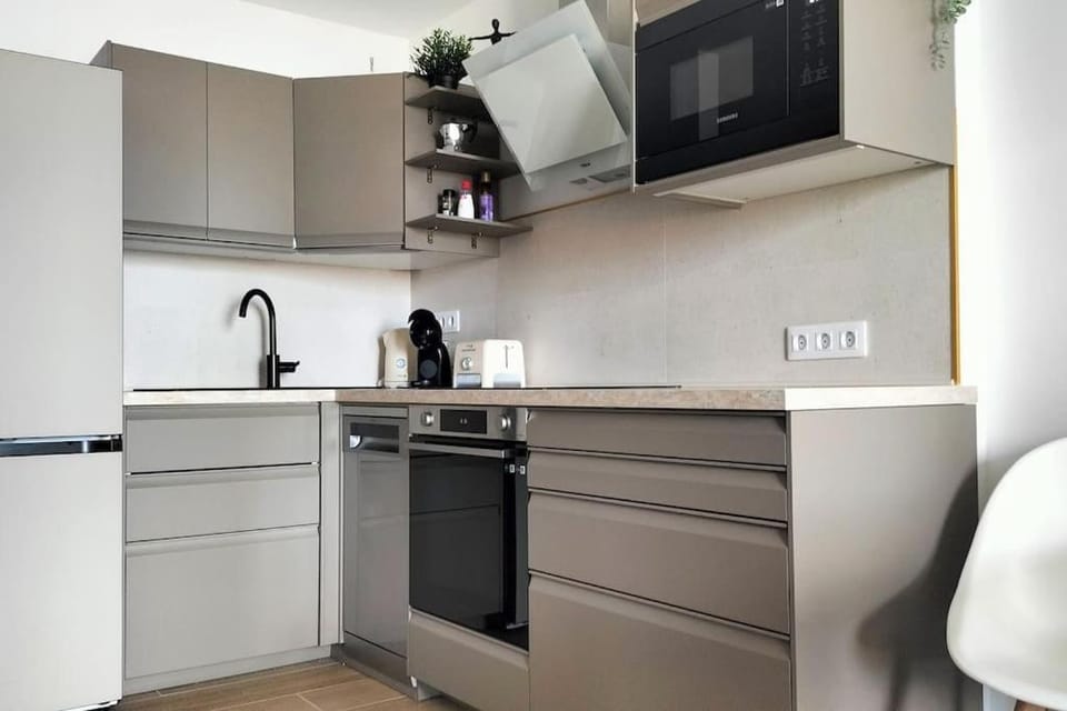 Coffee/tea facilities, Kitchen or kitchenette, dishwasher, minibar, pet friendly, stove, toaster