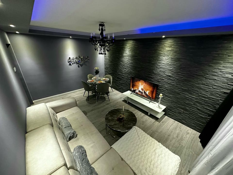 Grey Apartment Apartment in Sibiu