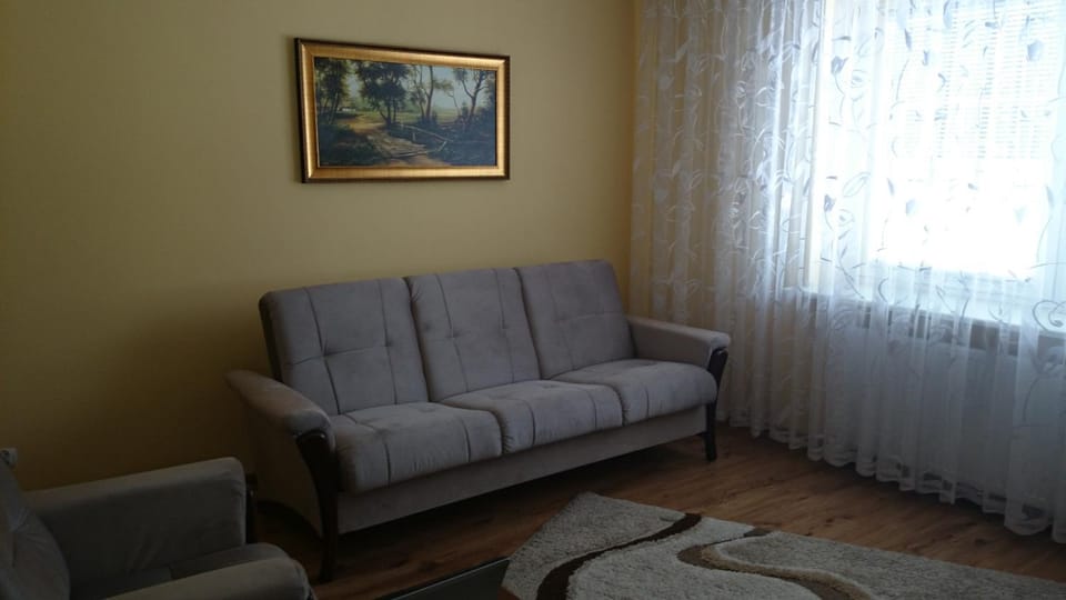 Living room, Photo of the whole room