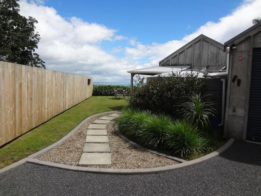 Papamoa Country Cottage Apartment in Bay Of Plenty