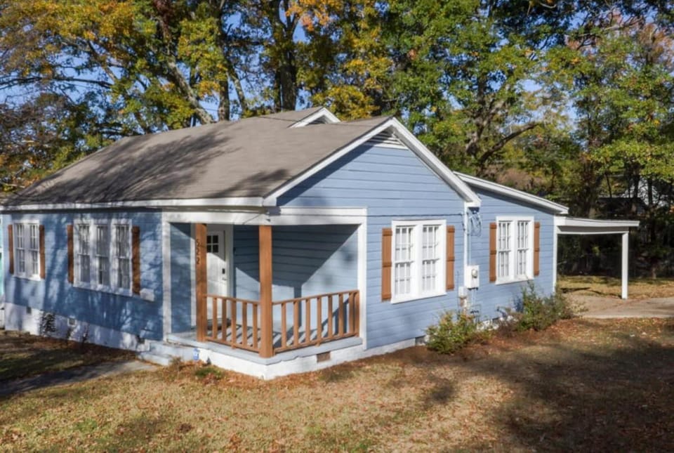 Backyard Beauty Bungalow in Jackson House in Flowood