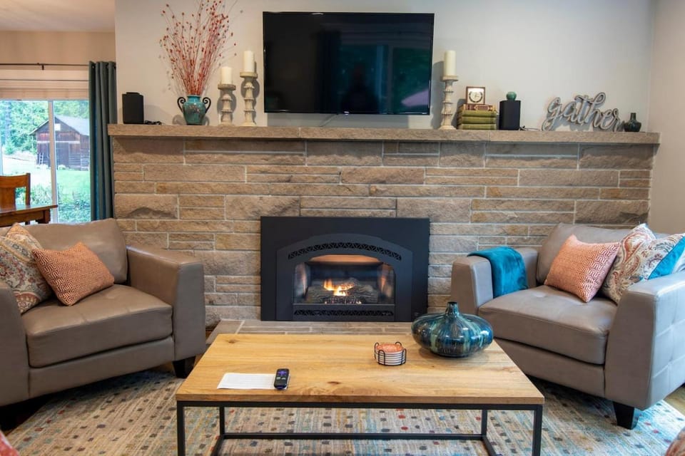 TV and multimedia, Living room, flat iron