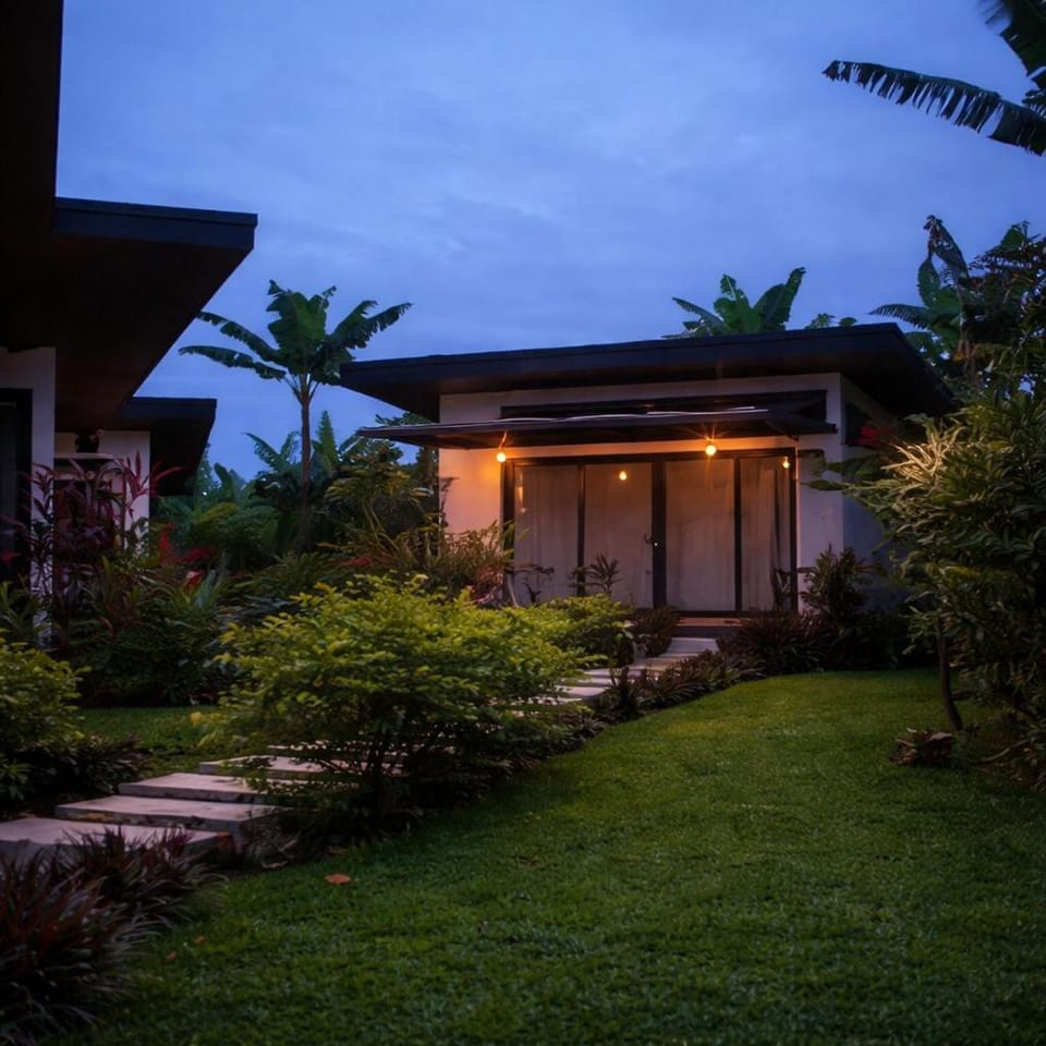 Natura Bungalows Apartment in Alajuela Province