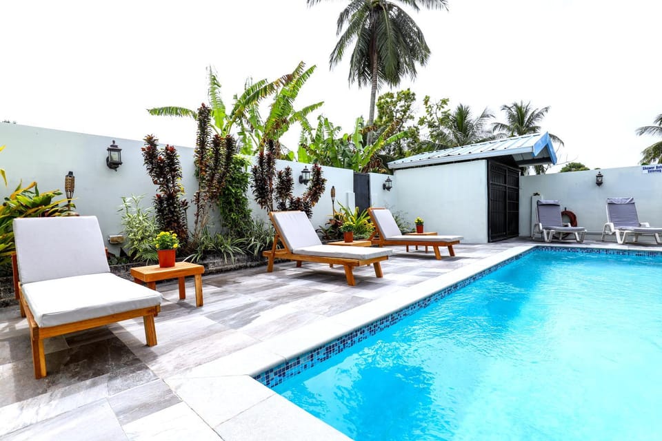 Airport Inn Bed and Breakfast in Trinidad and Tobago
