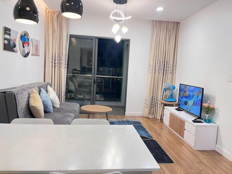 Communal lounge/ TV room, TV and multimedia, Seating area