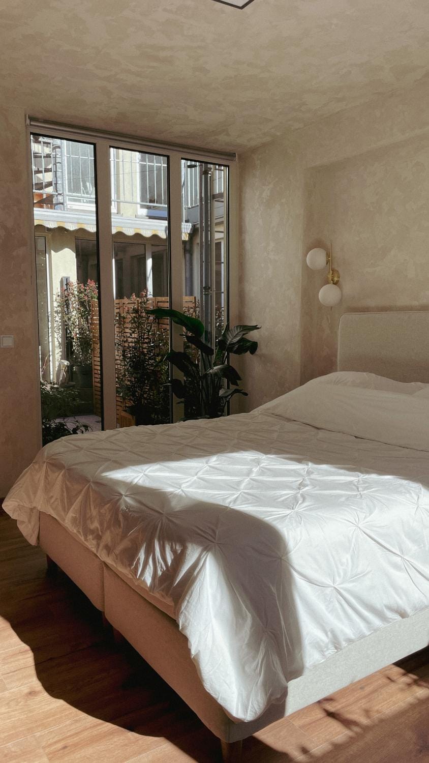 Bed, Bedroom