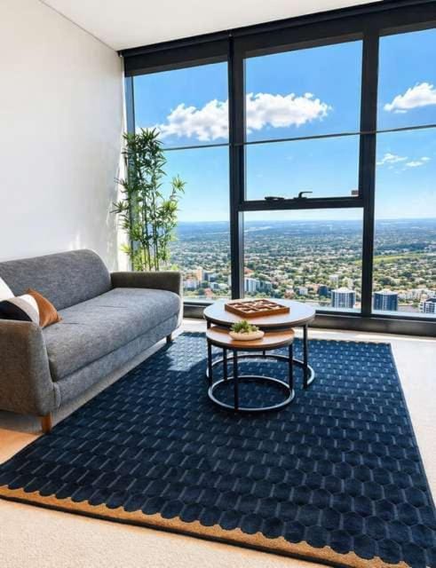 Lvl 76 Sleep Among the Clouds by Stylish Stays Apartment in Kangaroo Point