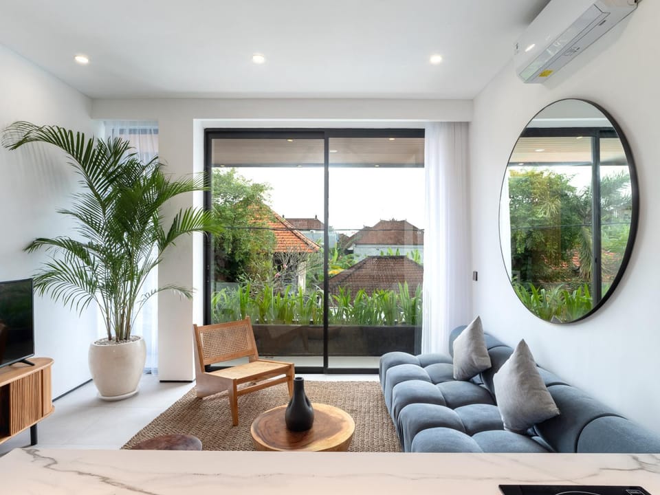 Living room, Seating area, air conditioner