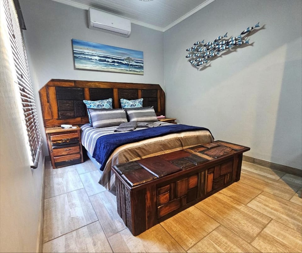 Bed, Bedroom, air conditioner