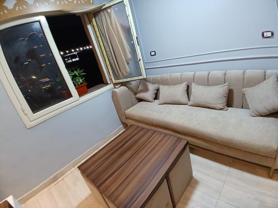 Midtown Nile View Suites Apartment hotel in Cairo