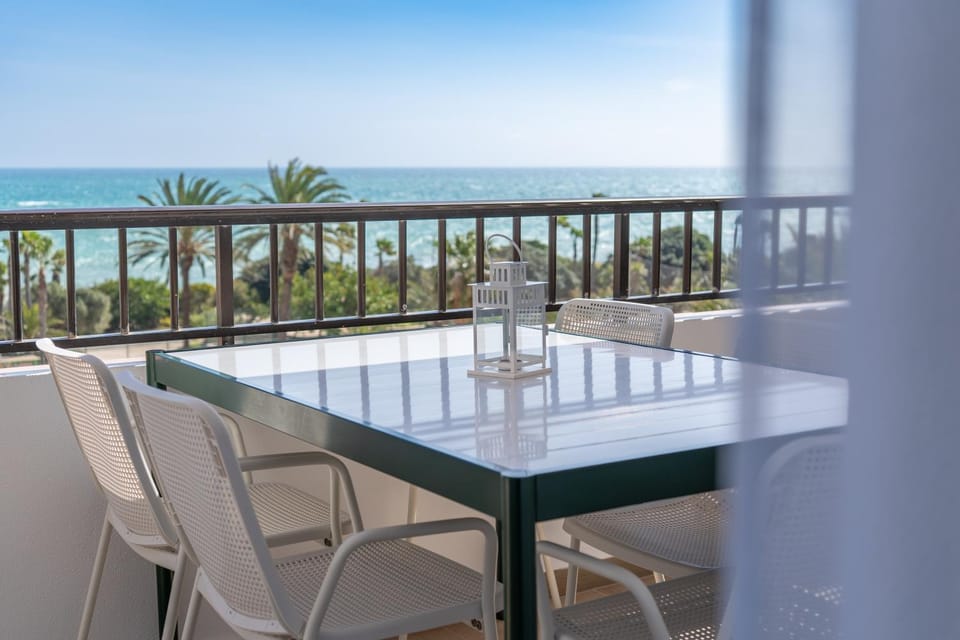 Day, Natural landscape, View (from property/room), Balcony/Terrace, Sea view