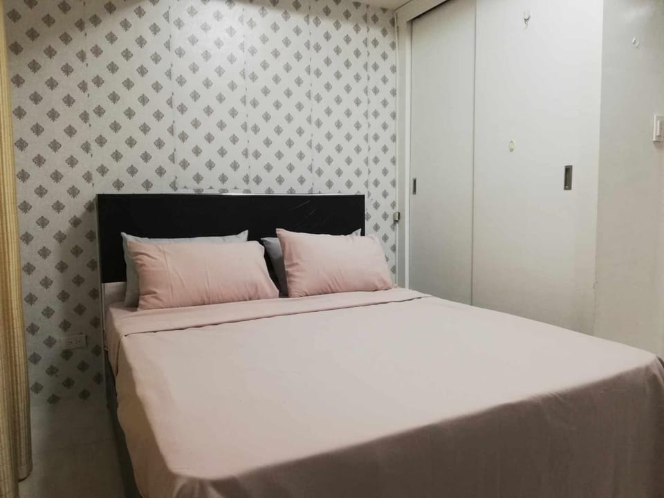 Grand Riviera suite Condotel Apartment hotel in Manila City