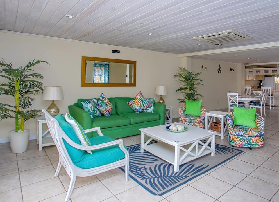 The Harbour #6 - 2 Bedrooms in Rodney Bay townhouse House in Caribbean