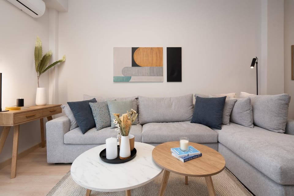 Living room, Seating area, air conditioner