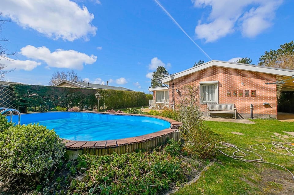 Vakantiehuis Springtij met privé zwembad - Julianadorp aan Zee House in Julianadorp