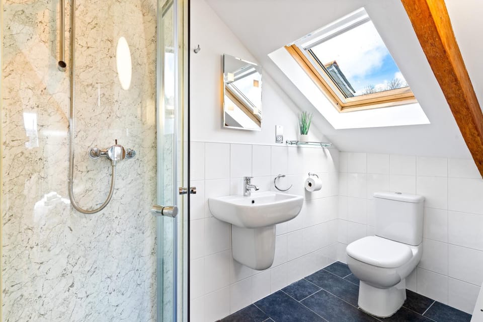 Duke House - Top Floor Apartment - 1 bedroom apartment with Hot Tub Apartment in Padstow