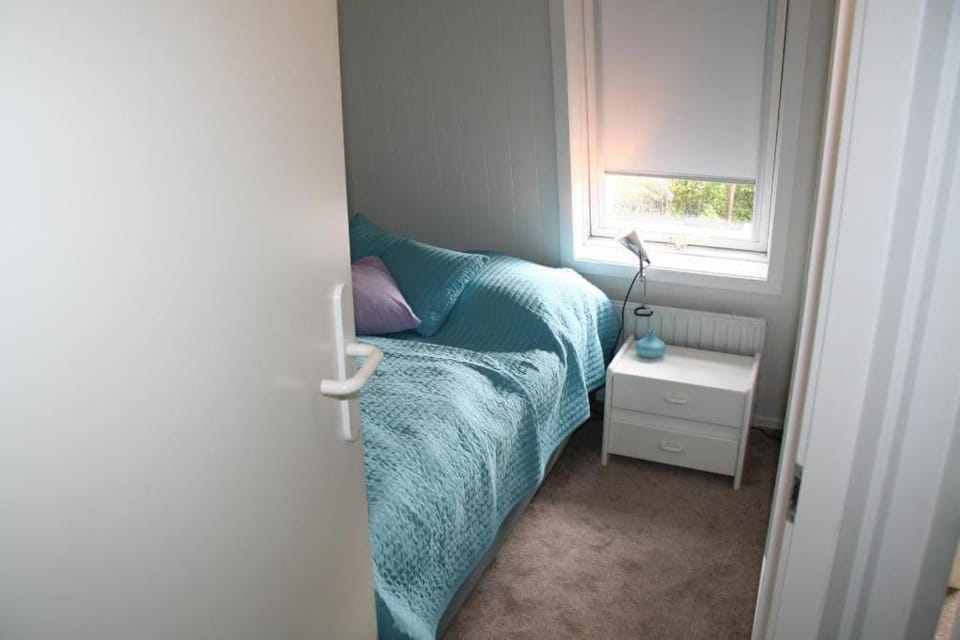 Bed, Bedroom, bunk bed