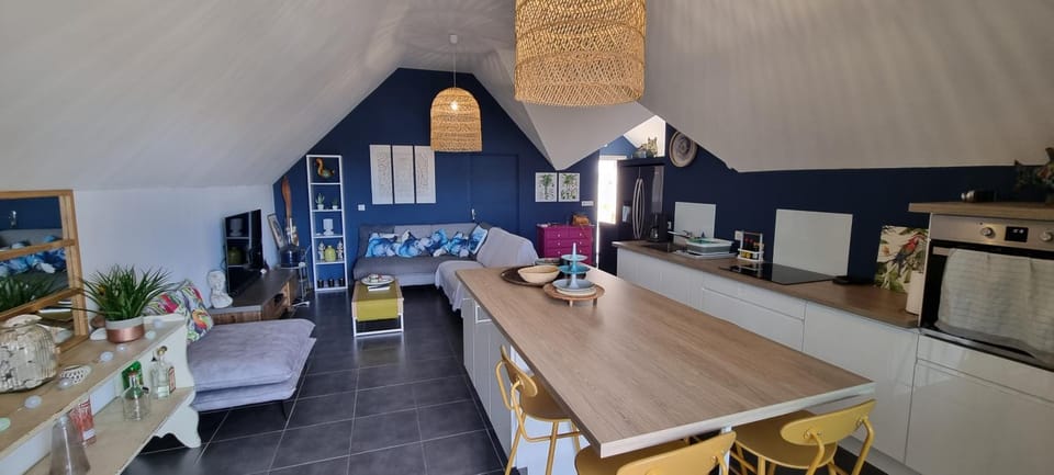 Kitchen or kitchenette, Living room, Dining area