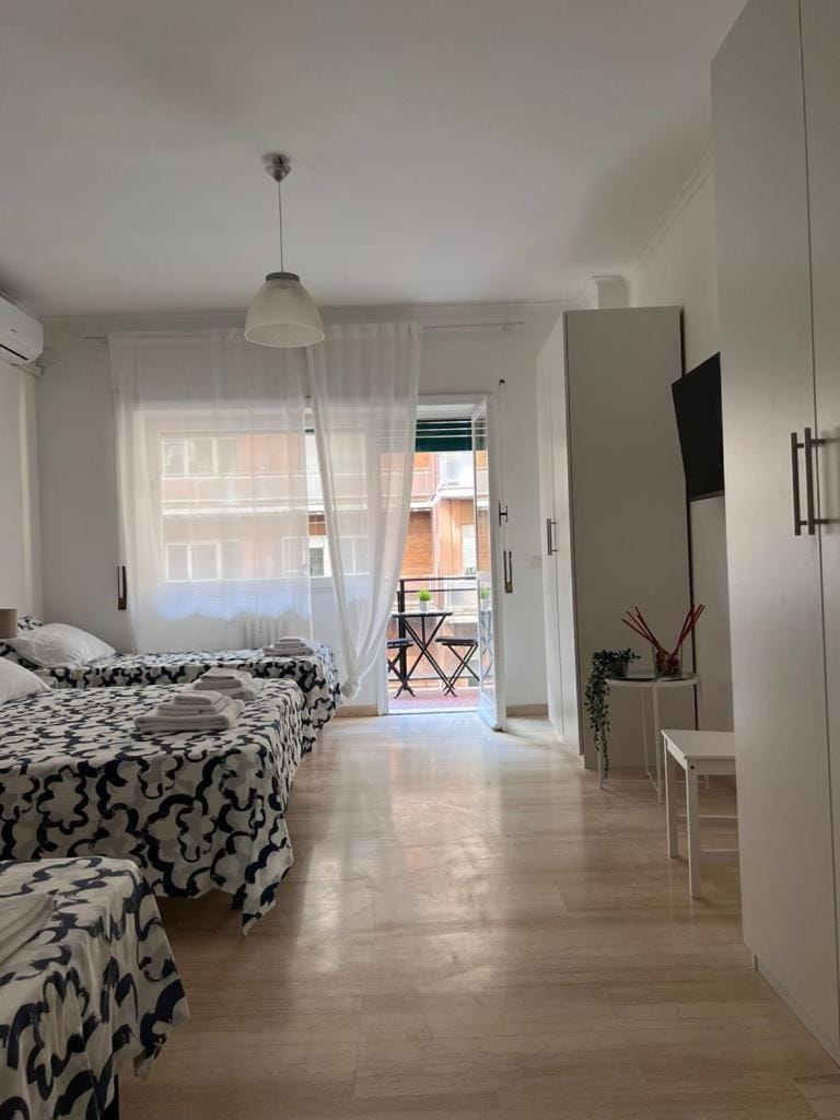 Monteverde Trastevere Dolce Vita Rooms Bed and Breakfast in Rome