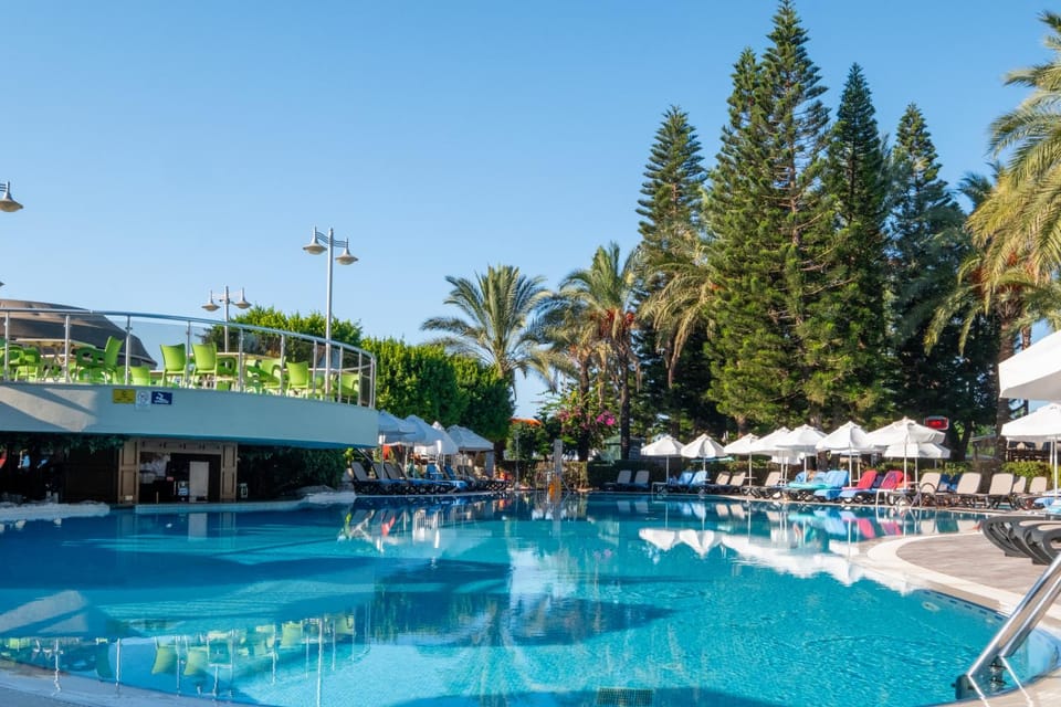 Pool view, Swimming pool