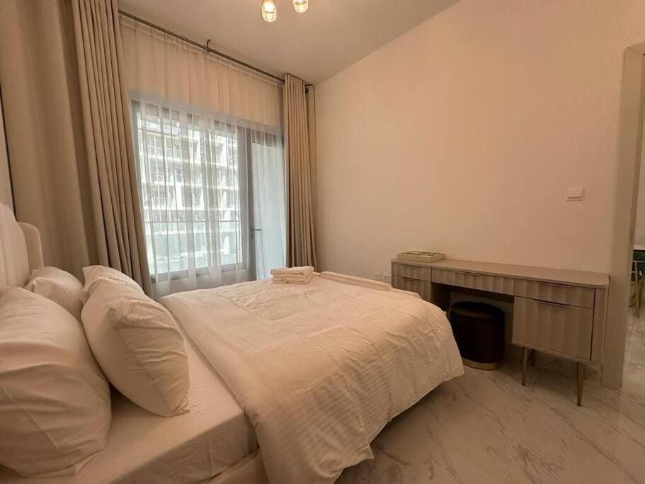 Layover in the Green City 203 Oasis 3 Apartment in Abu Dhabi
