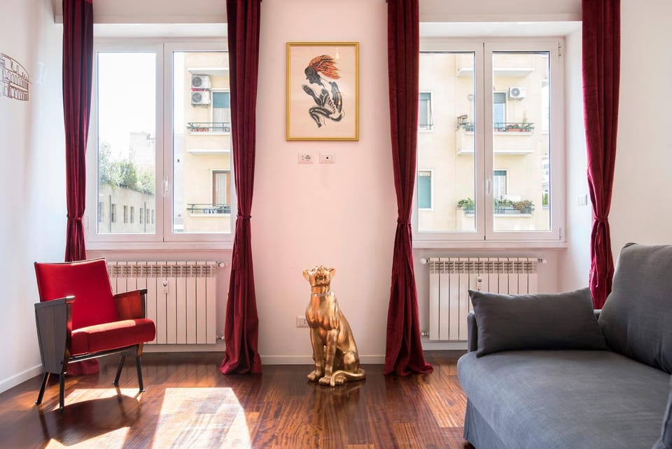 Living room, Seating area, internet