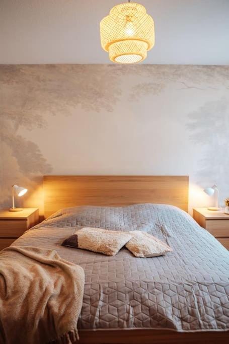 Bed, Photo of the whole room, Bedroom