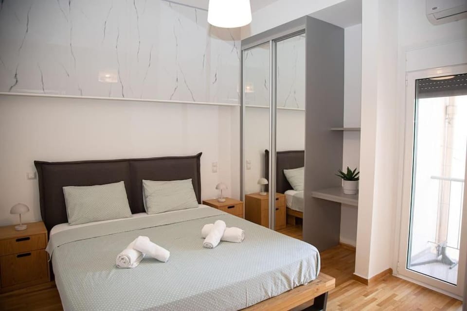 Spacious apartment in Pagkrati Apartment in Athens