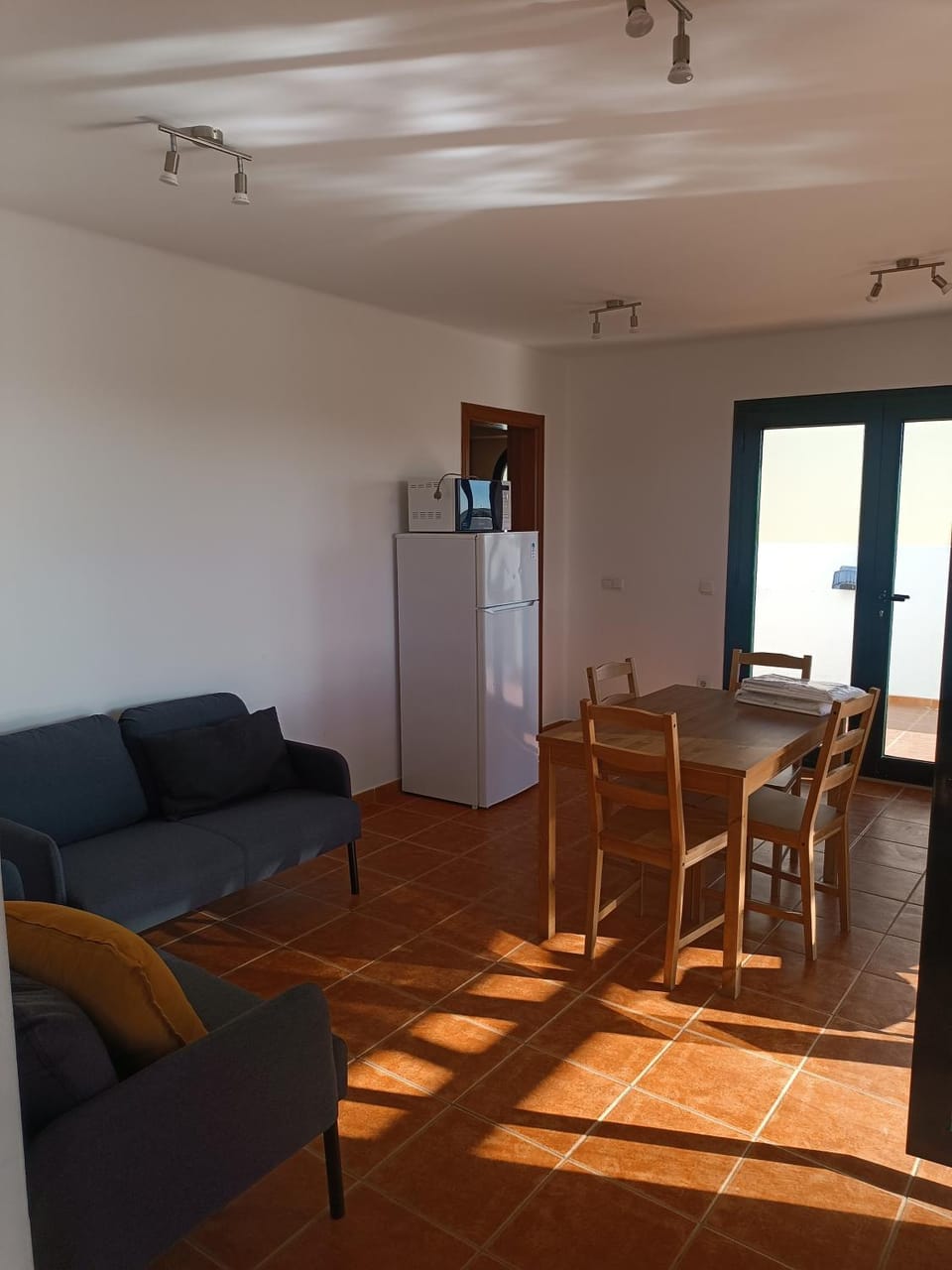 Communal lounge/ TV room