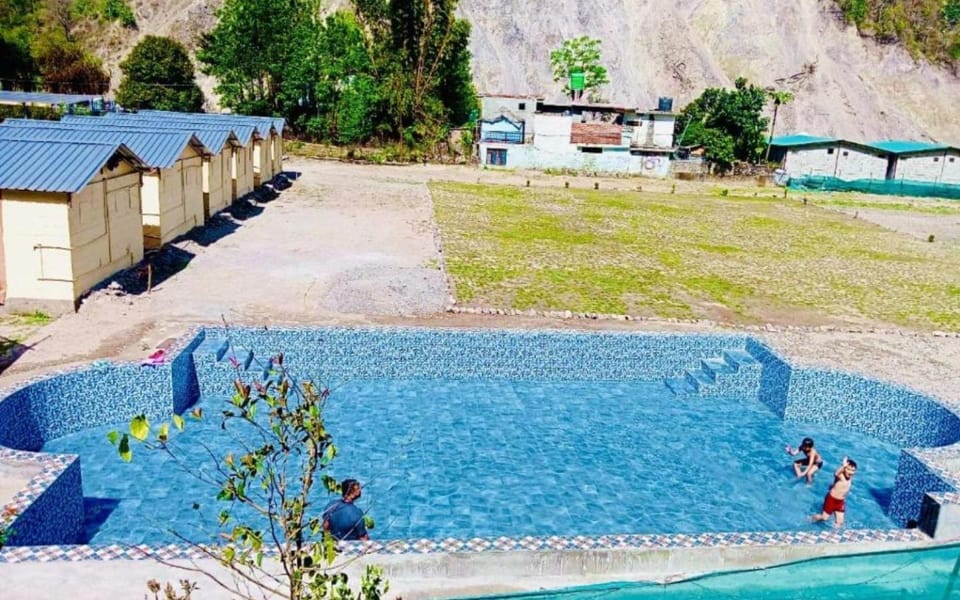 Swimming pool