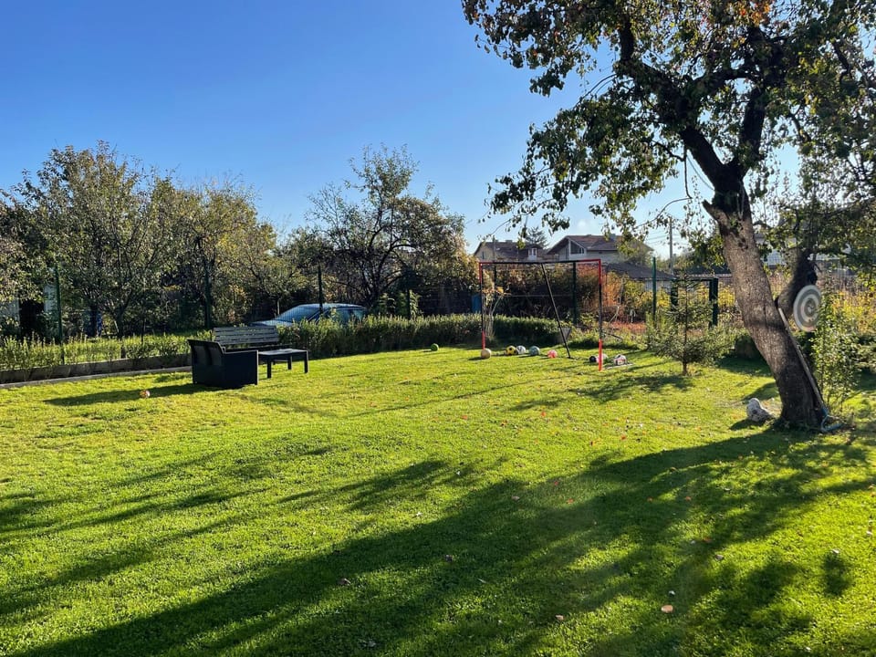 Garden, Garden view