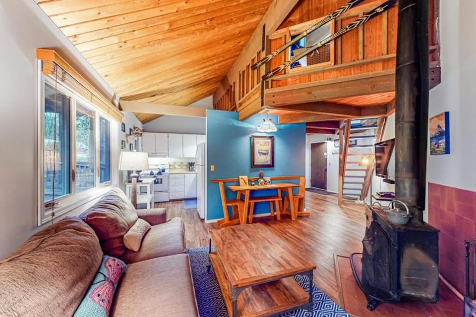 Wooded Dreams Apartment in Whitefish