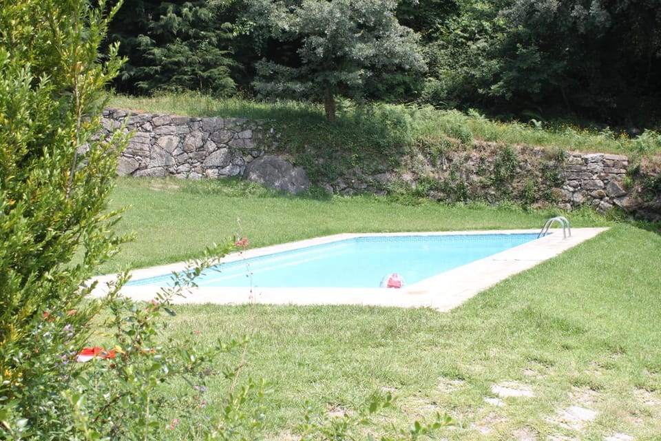 Day, Swimming pool
