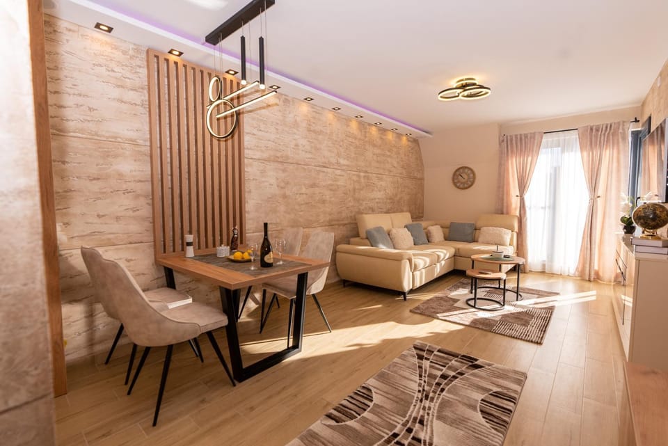 Living room, Seating area, Dining area