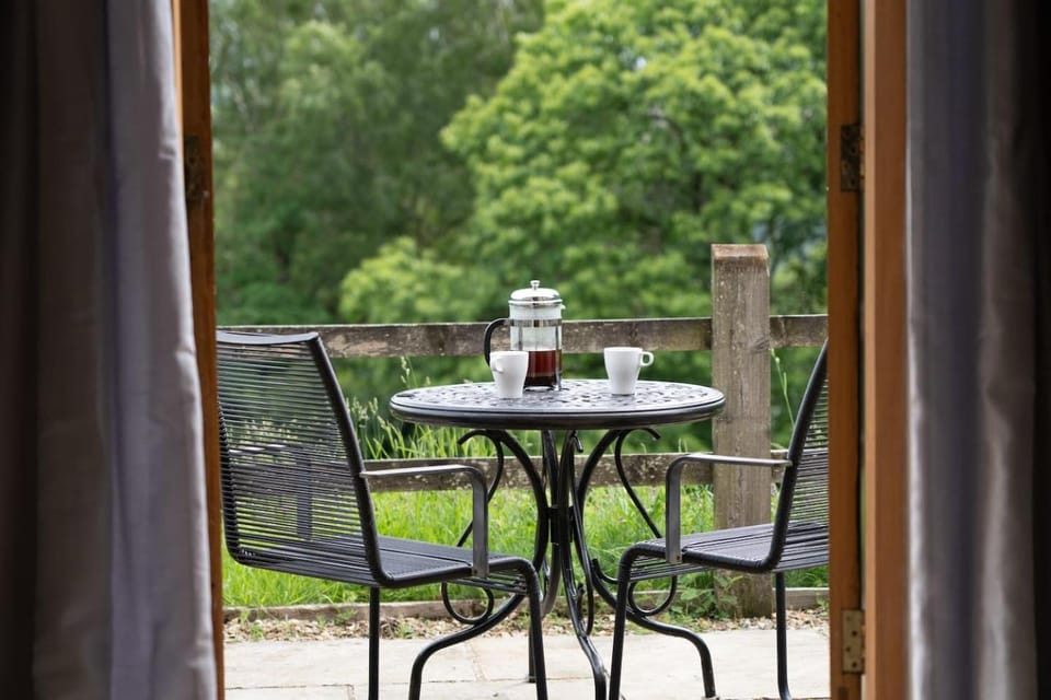 Quiet Cottage in Private Meadow House in High Peak District