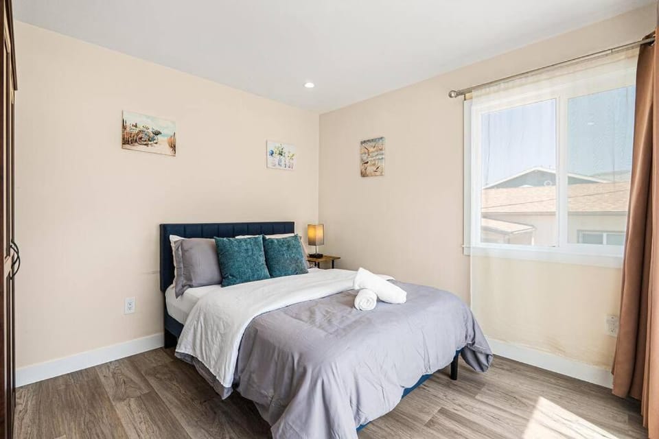 28088 4B-Cozy & Quiet/Safe Bright 4brs Home in Daly City Apartment in Daly City