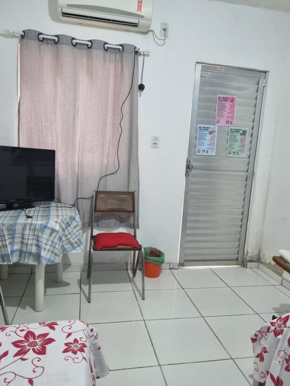 Bed, TV and multimedia, Photo of the whole room, Bedroom, air conditioner