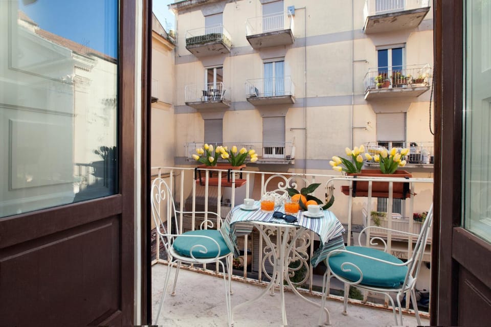Property building, Balcony/Terrace