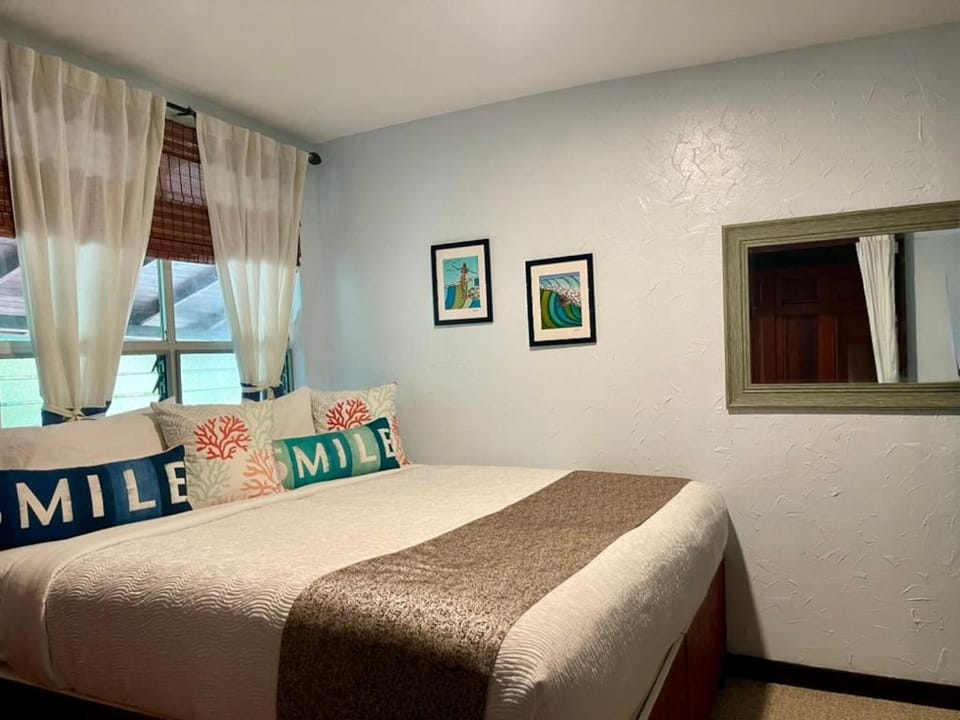 Kalani Hawaii Private Lodging Country House in Sunset Beach