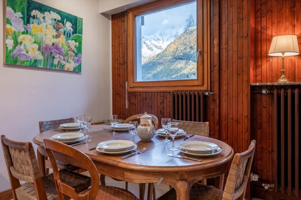 Spacious flat with balcony in Chamonix Apartment in Chamonix
