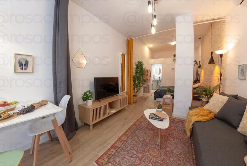RA - Stylish city loft - Walk to the best of Valencia Apartment in Valencia
