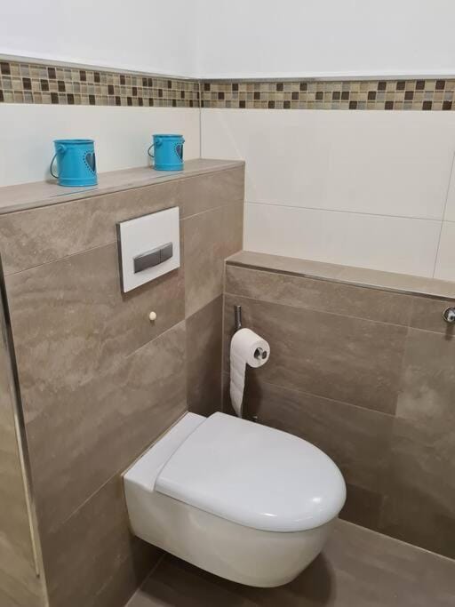 Schöne Moderne Unterkunft in Ruhiger Lage Apartment in Schleswig-Holstein